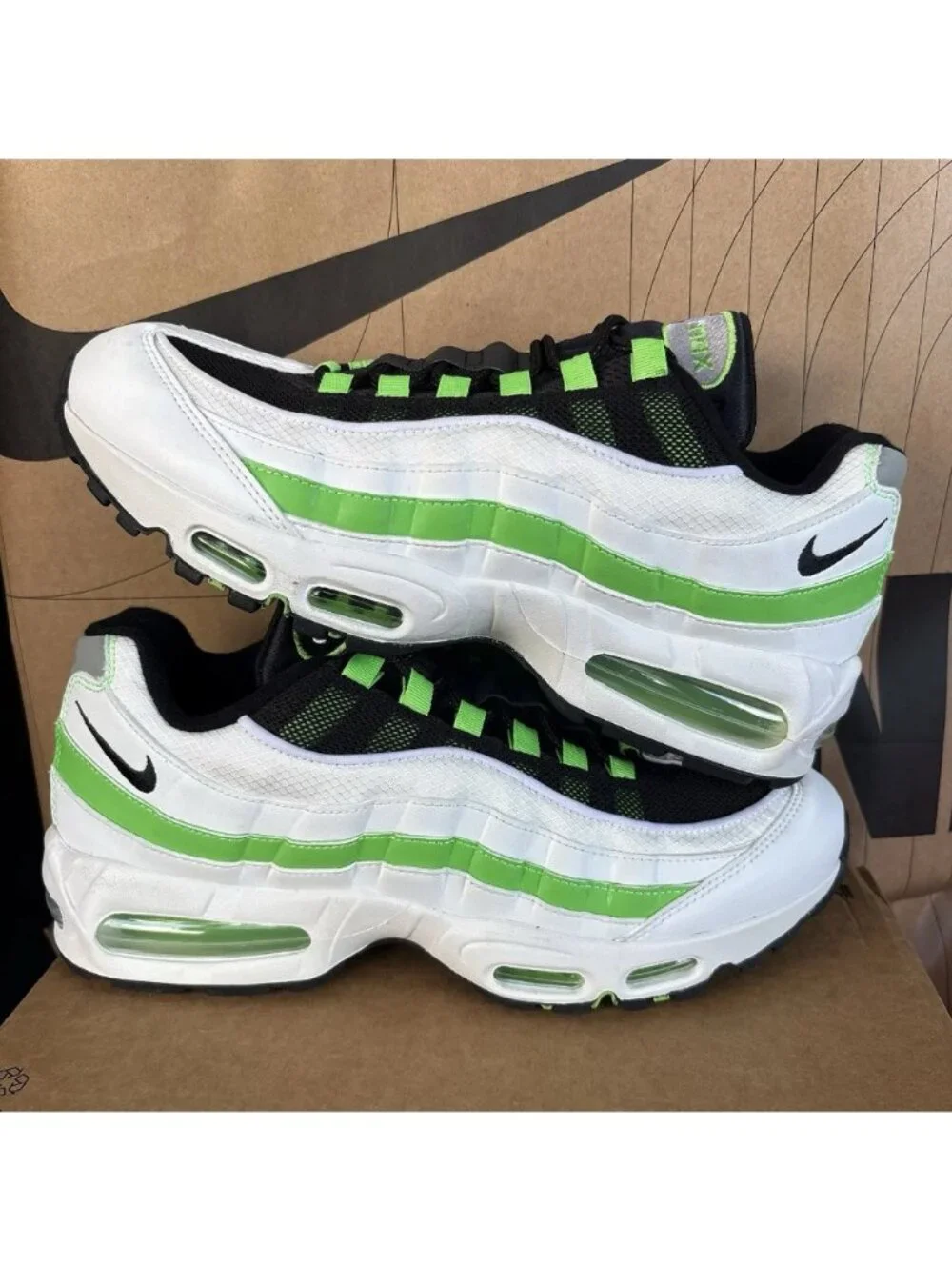 NEW Nike Air Max 95 OG Green Gusto White Black IB1667-100 Men Size 11.5